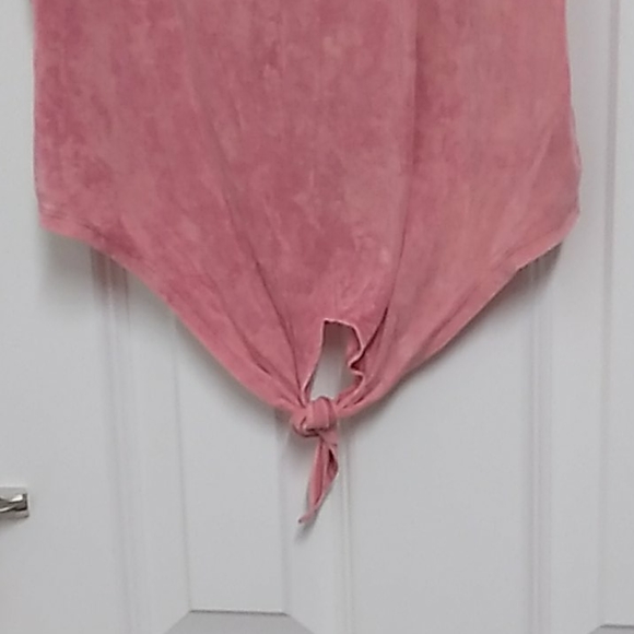 Top - Picture 2 of 4